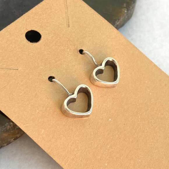 Sterling Silver 925 0.75" Simplistic Open Heart Dangle Earrings - Picture 3 of 16